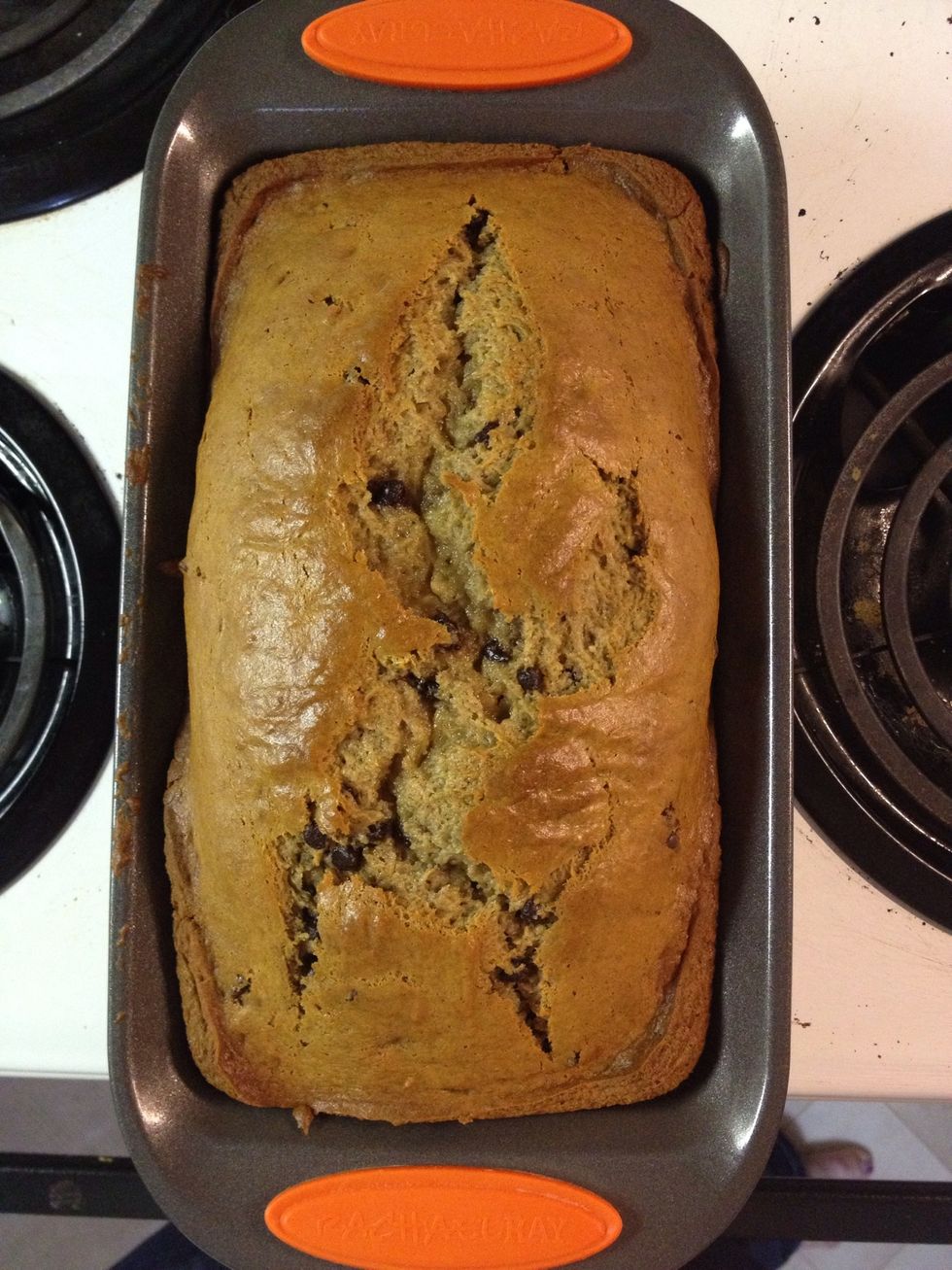 Since the loaf is getting dark we will cover it with aluminum foil by making a tent.