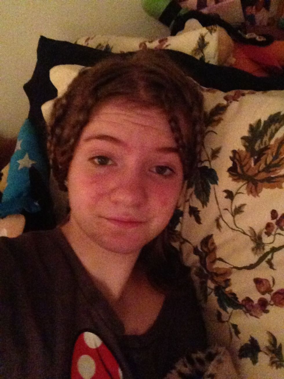 Sleep with braids in your hair