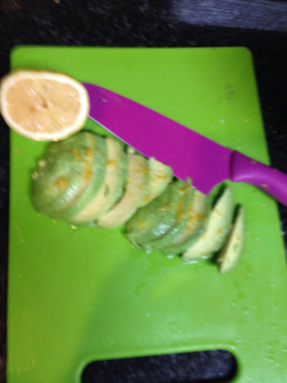slice avocado, lemon zest & juice