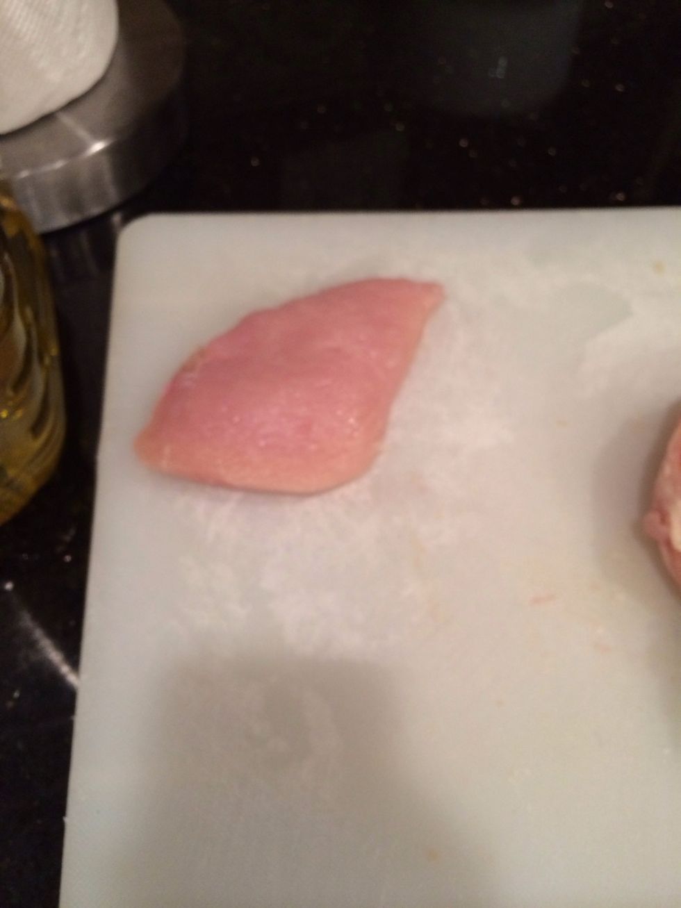 Slice breast pieces in half into small steaks
