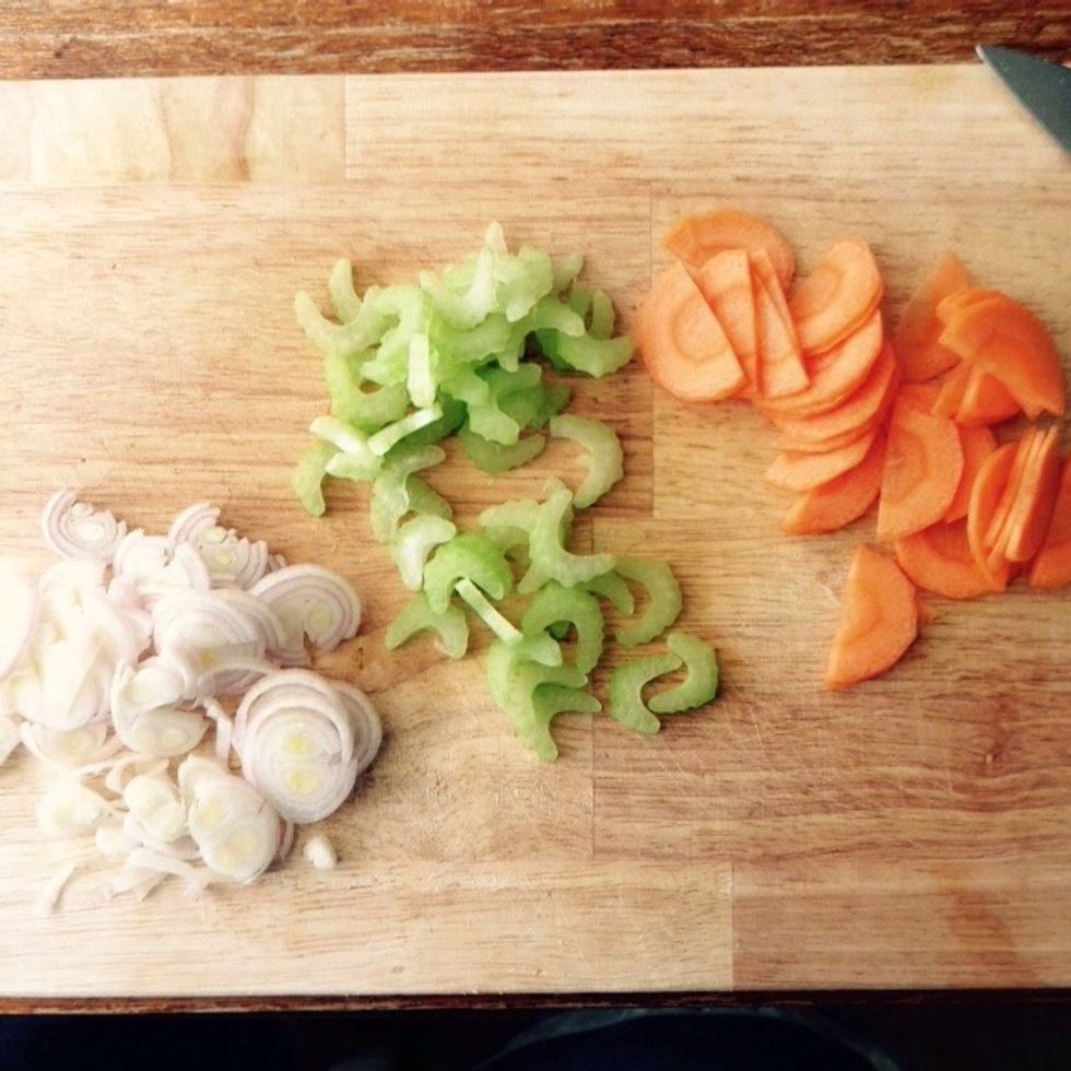 Slice carrot, celery and shallot