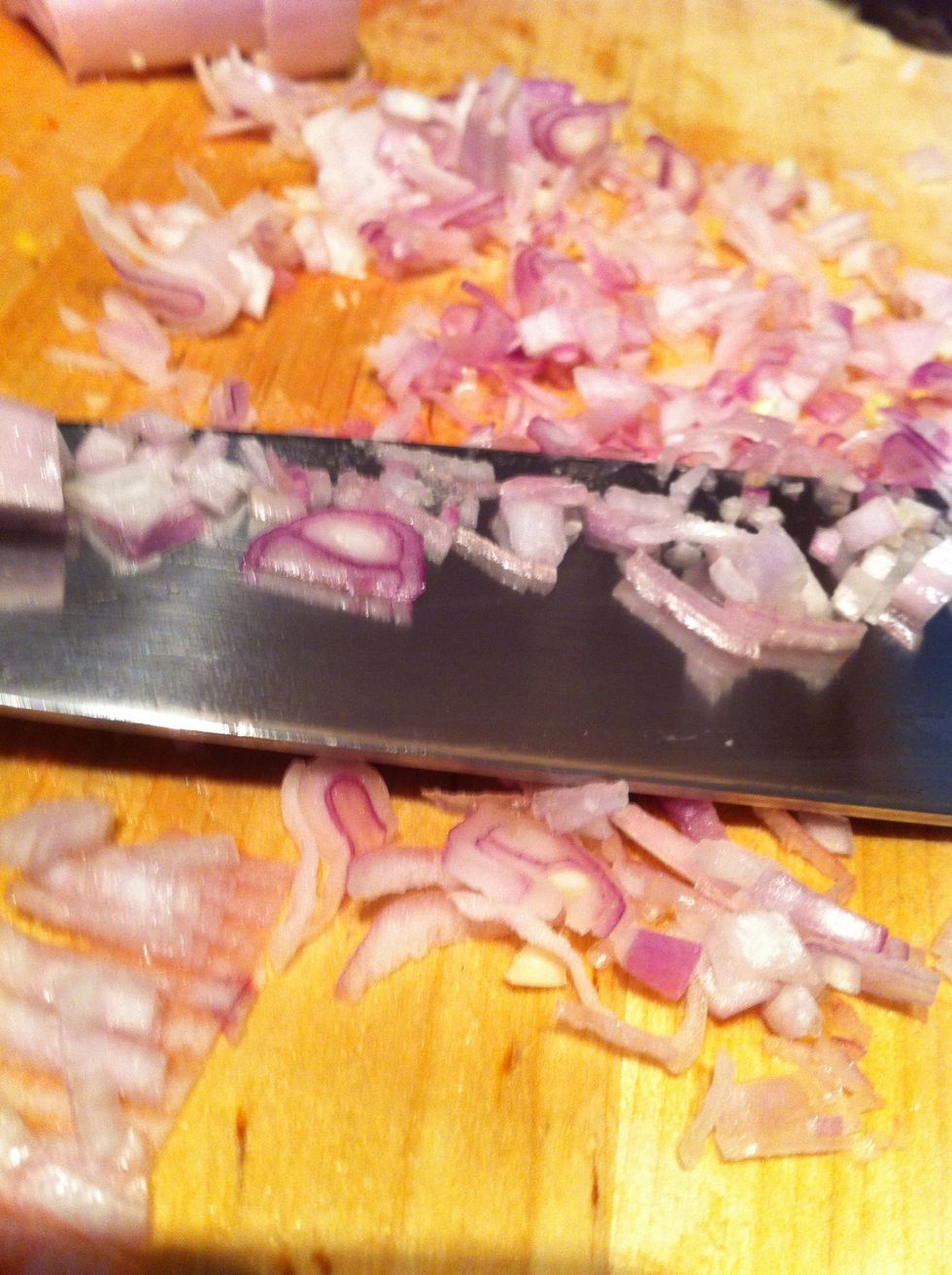 Slice shallot long-ways, then thinly slice. Put aside.