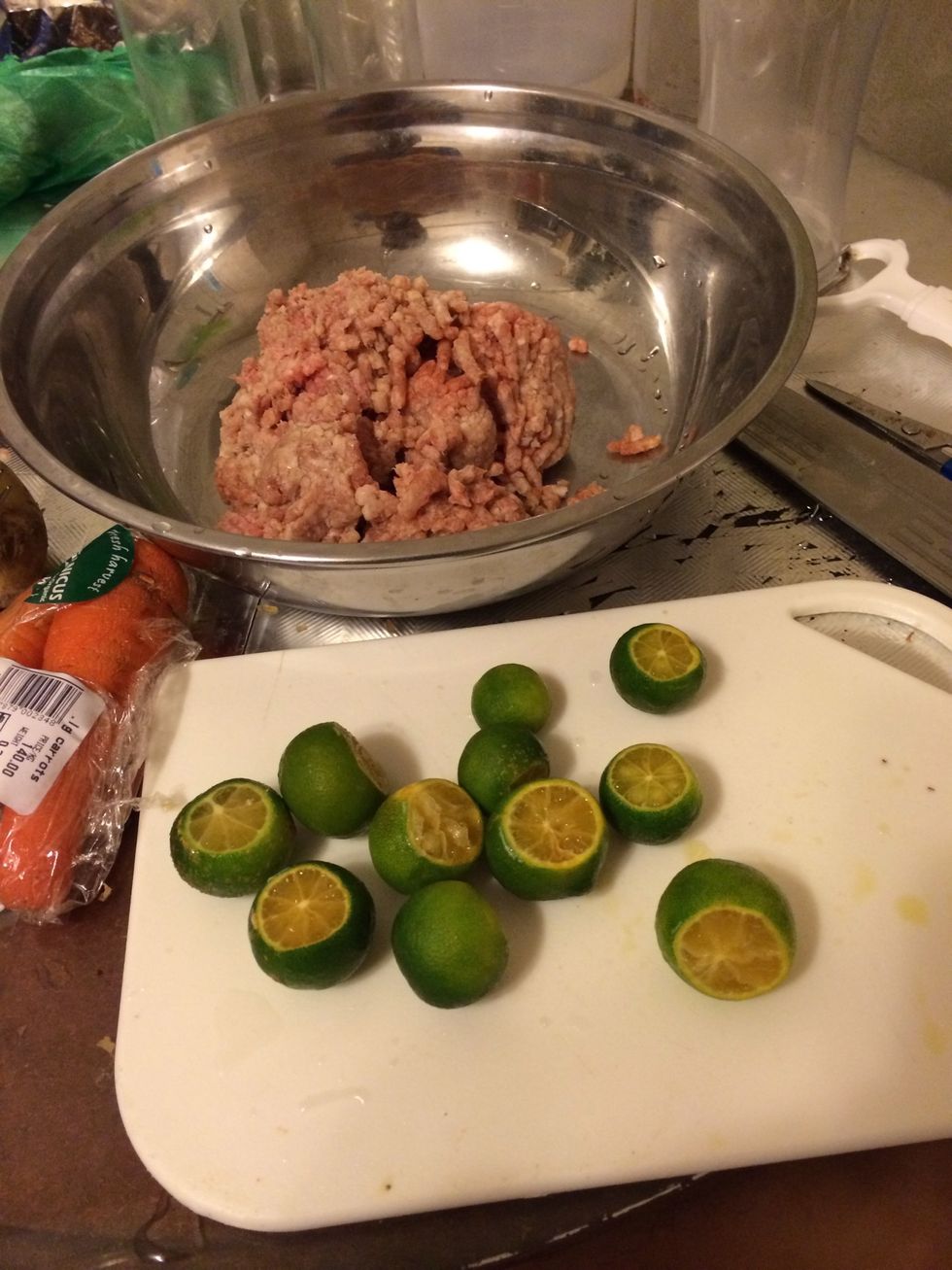 Slice the calamansi or lime if you can't find any