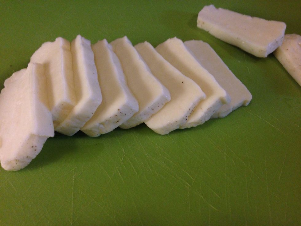 Slice the cheese.