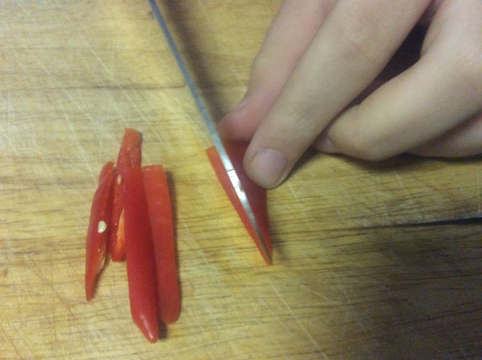 Slice the chilli into small strips