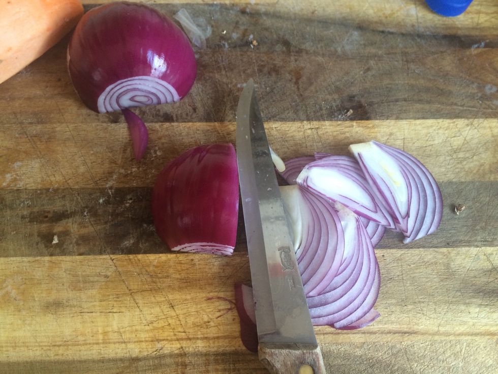 Slice the onion