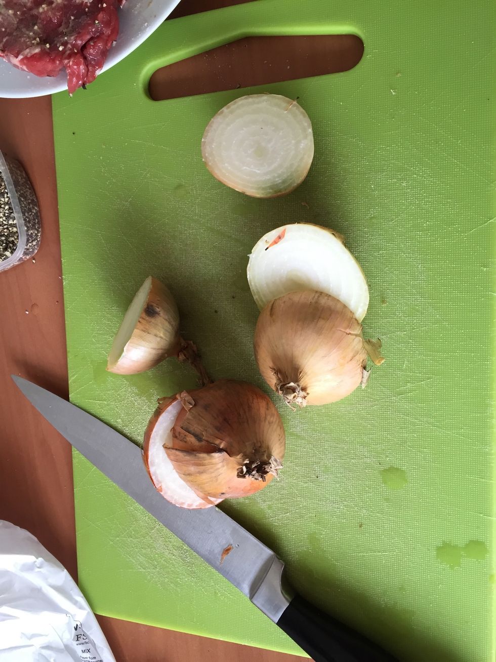 Slice the onions