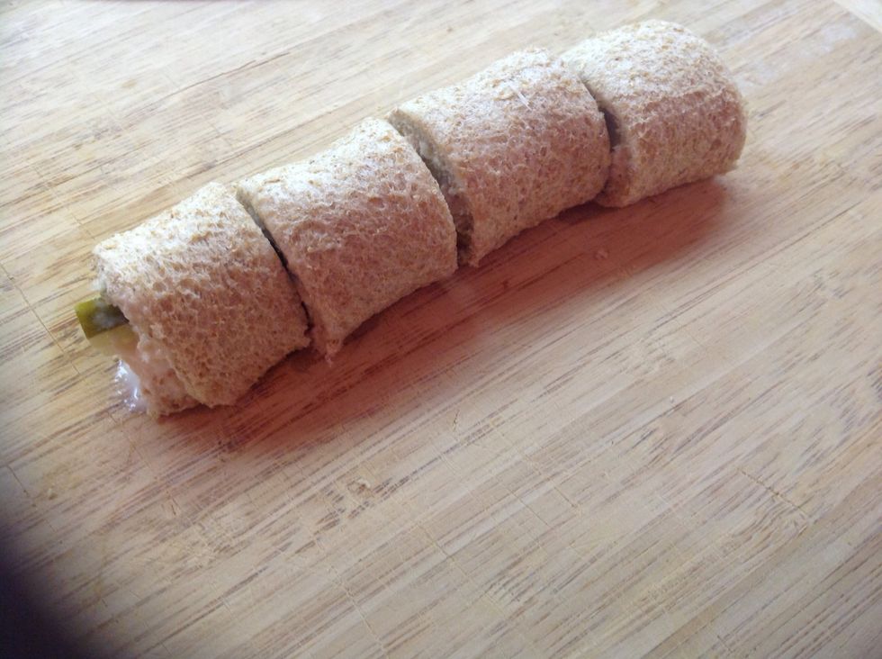 Slice the tube into 4 equal pieces.