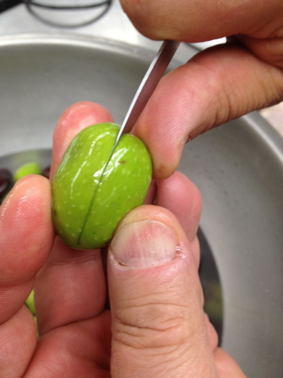 Slice to the pit on one side