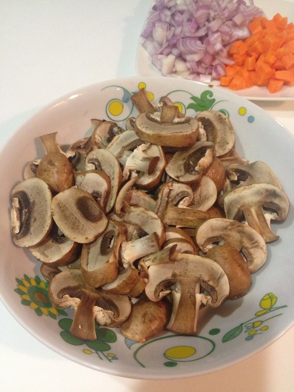 Slice your mushroom. I'm using Swiss brown.
