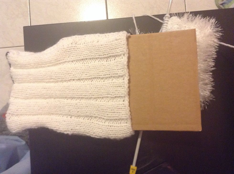 Slide the cardboard cuts into the pockets