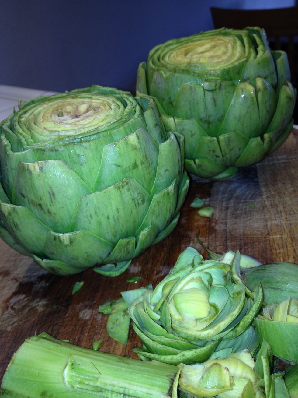 slightly open allowing to bloom like a flower