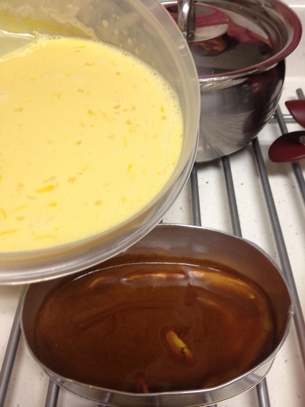 Slowly fill in the mixture to the pan, about half full