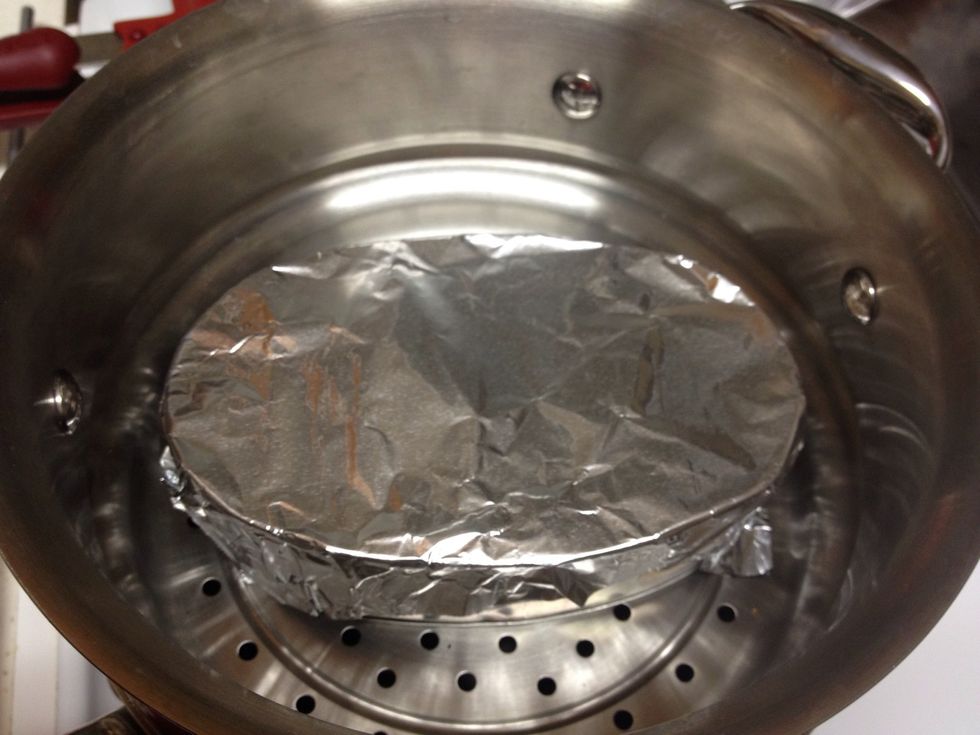 Slowly put your llanera into the steamer, be careful not to spill it