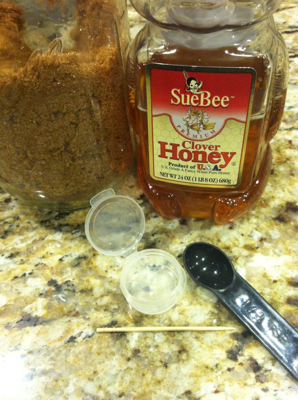 Small container(mines a sample one from sephora im reusing), honey, toothpick, 1/2 TSP, and brown sugar