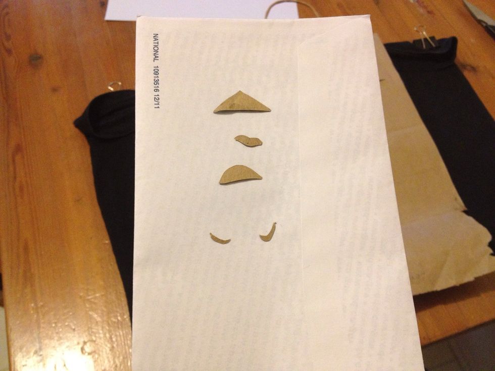 Small pcs to be sprayed. Make sure to place them on another paper/pc of cardboard so u can spray them.