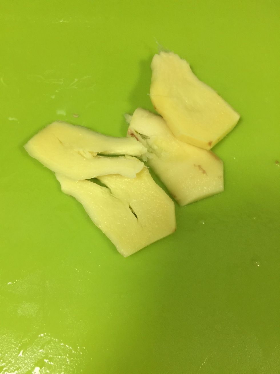 Smash the ginger too