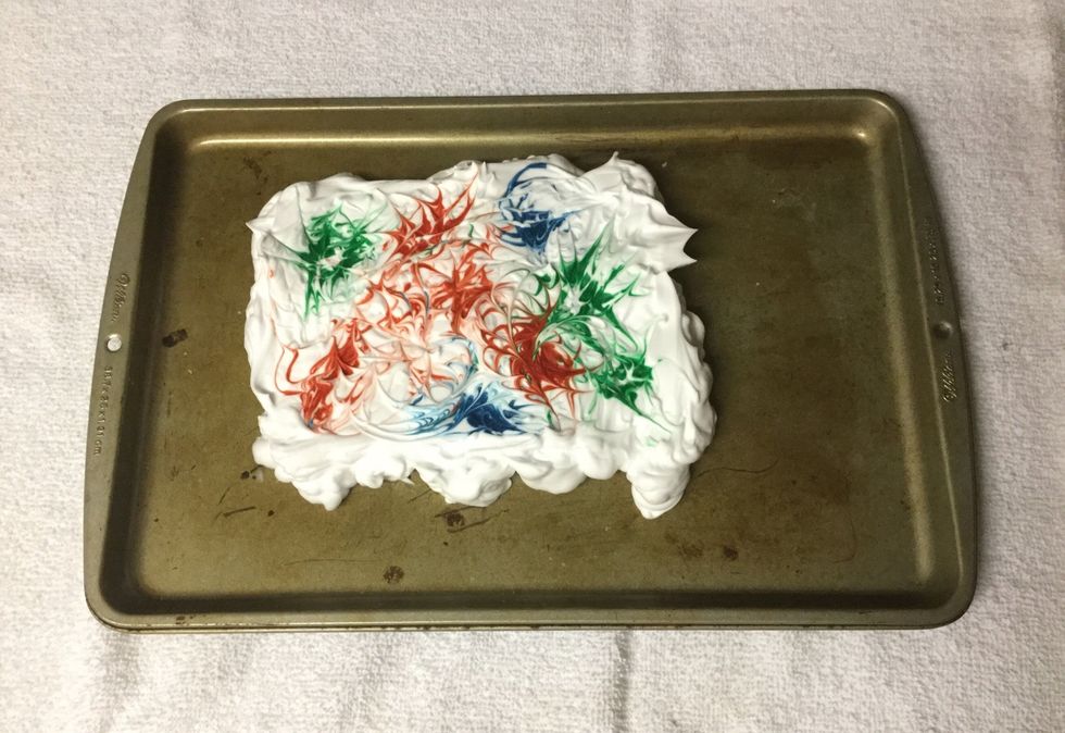 Smear the food coloring.