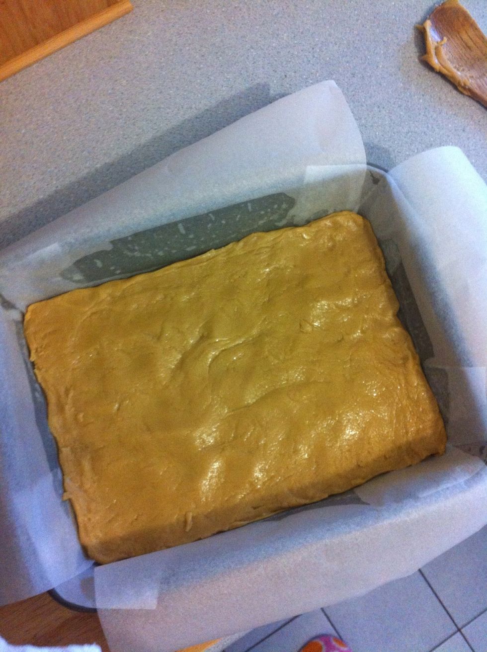 Smooth the top - take care if you use your fingers as it is REALLY hot - and set aside for 20 mins.