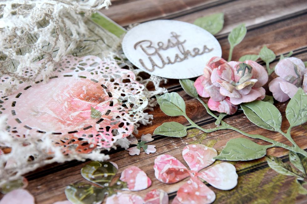 So cute, isn't it?) I use also CottageCutz Tea Time Doily (4x4)