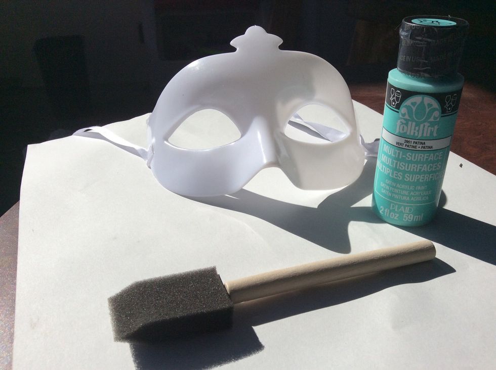 So first what you want to do is paint your mask