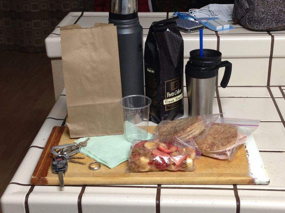 So his is ready to go to work but don't for get the coffee its so important and I add a plastic cup for the fruit mix if the\ud83d\ude4c are dirty and hand wipes are not cutting it. I truly appreciate u thx\ud83d\udc8f