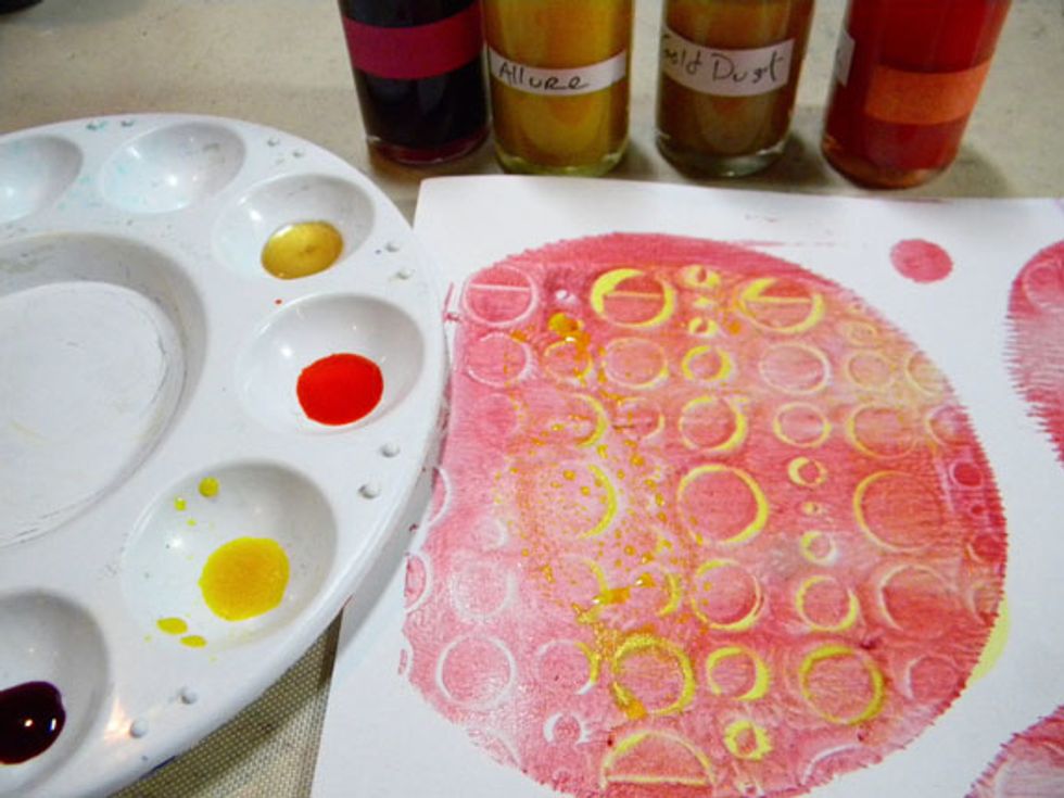 So I added some Allure Minx Ink to the circles and found that the Sorbet acts as a resist.  Yes!  I want to do more of this!
