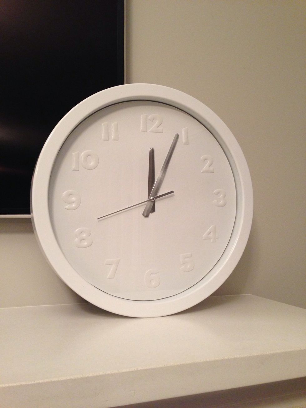 So, I made this DIY version perfect for adding a modern, stylish touch to your home at a fraction of the price.