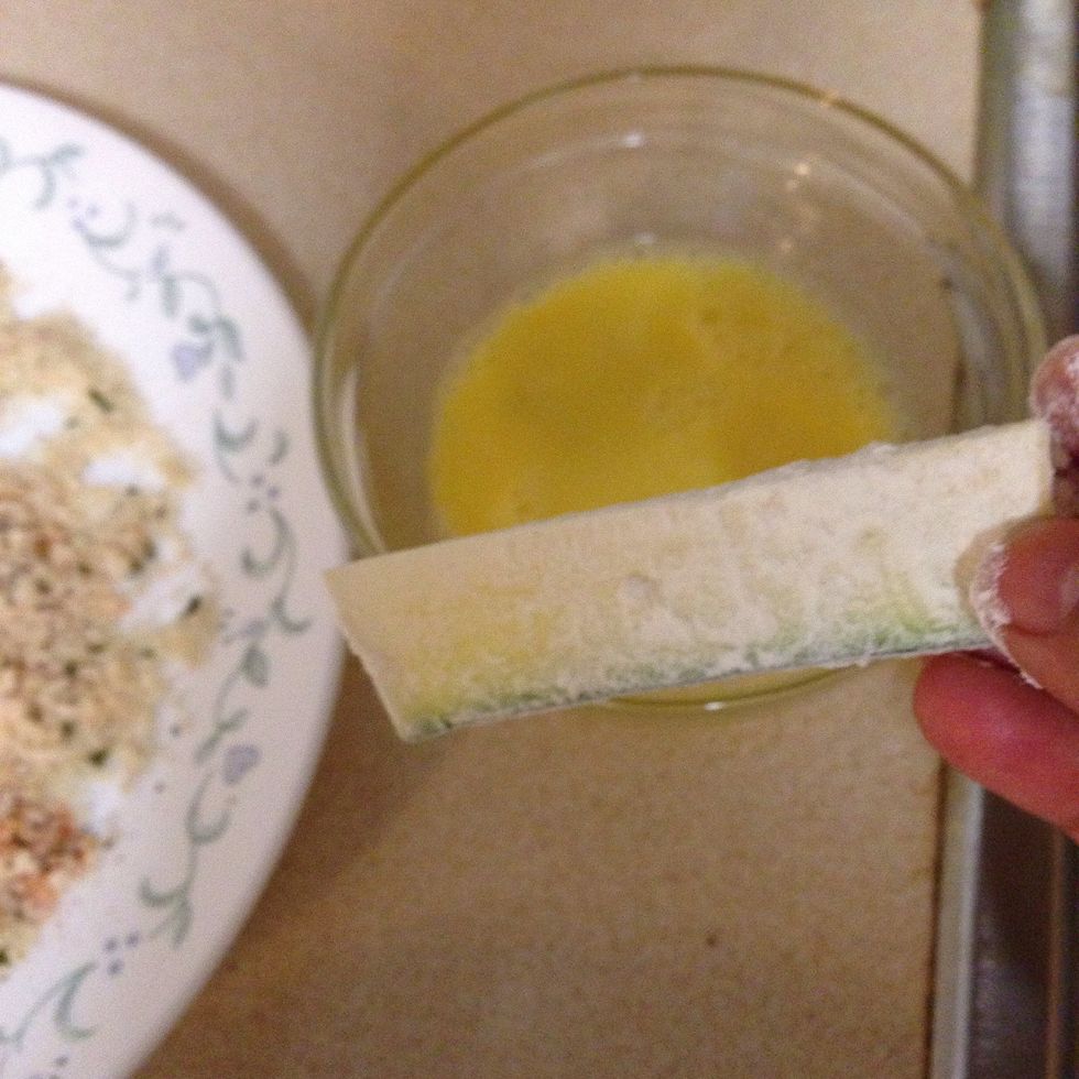 So just lightly dust zucchini in flour, then egg and then the panko and bake at 350 for just about 10 mins on each side