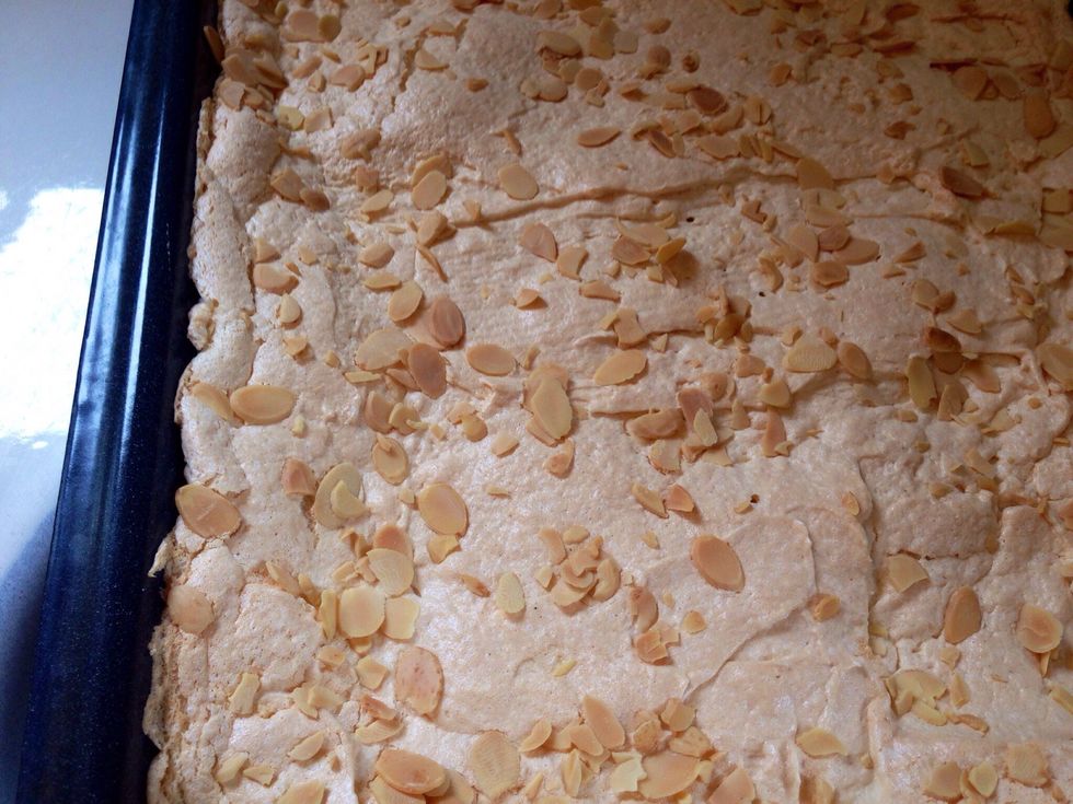 Soft sponge cake, crisp meringue. So wonderful!