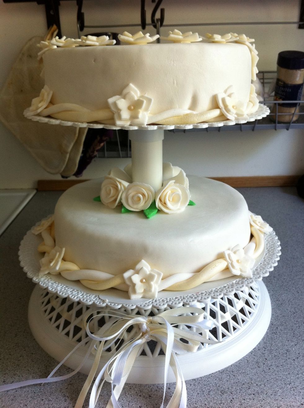 Some pictures of the rehearsal cake.
