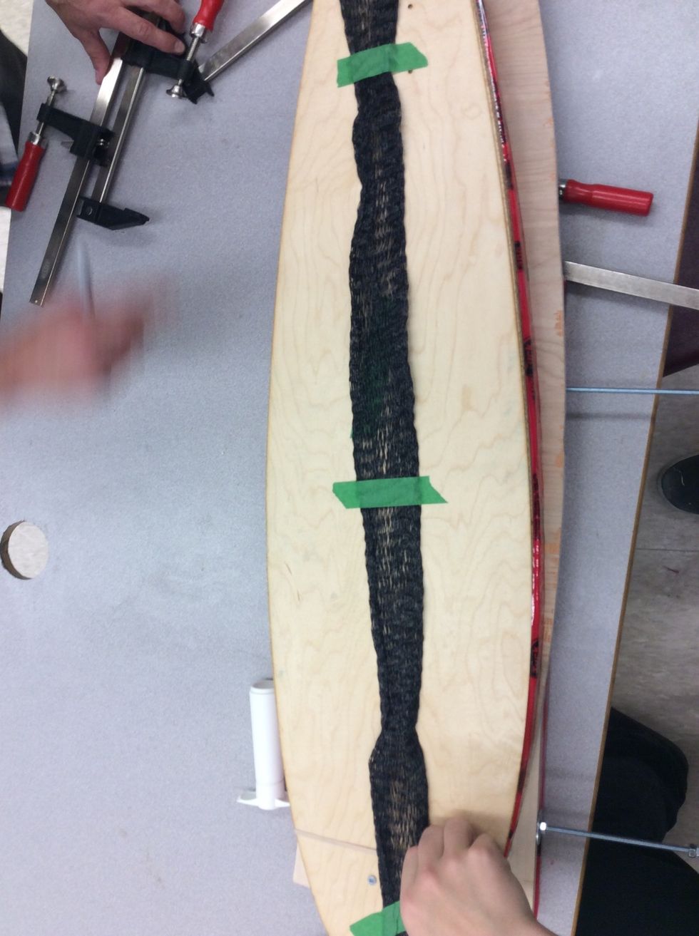 Sorry for missing some pics the next step explains what you missed Put the breather net on the board as shown but not cover to much of the net