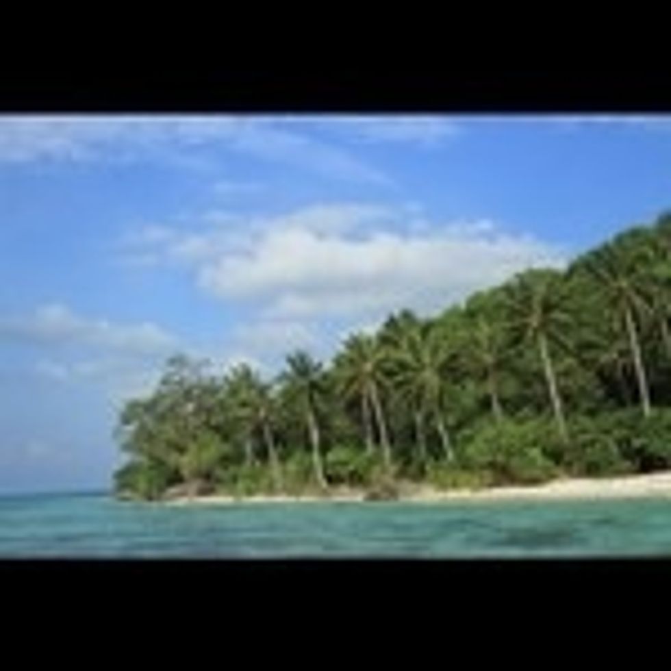 Sorry for the bad picts. But you guys can google it later \ud83d\ude1d This is Karimun Jawa, islands on north Java and located not far away from Jepara, Semarang. They have many island such as Ujung Gelam.
