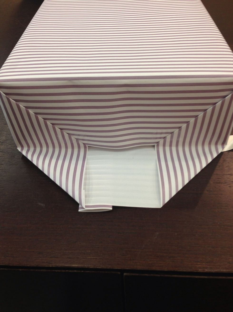 (Sorry i used another picture for this step) fold the sides like this