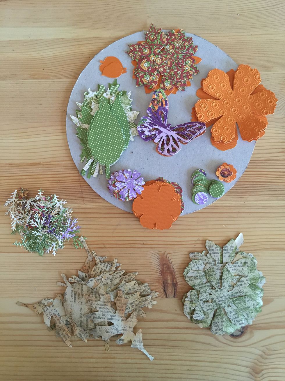 Sort out and ink old book leaves and flowers.