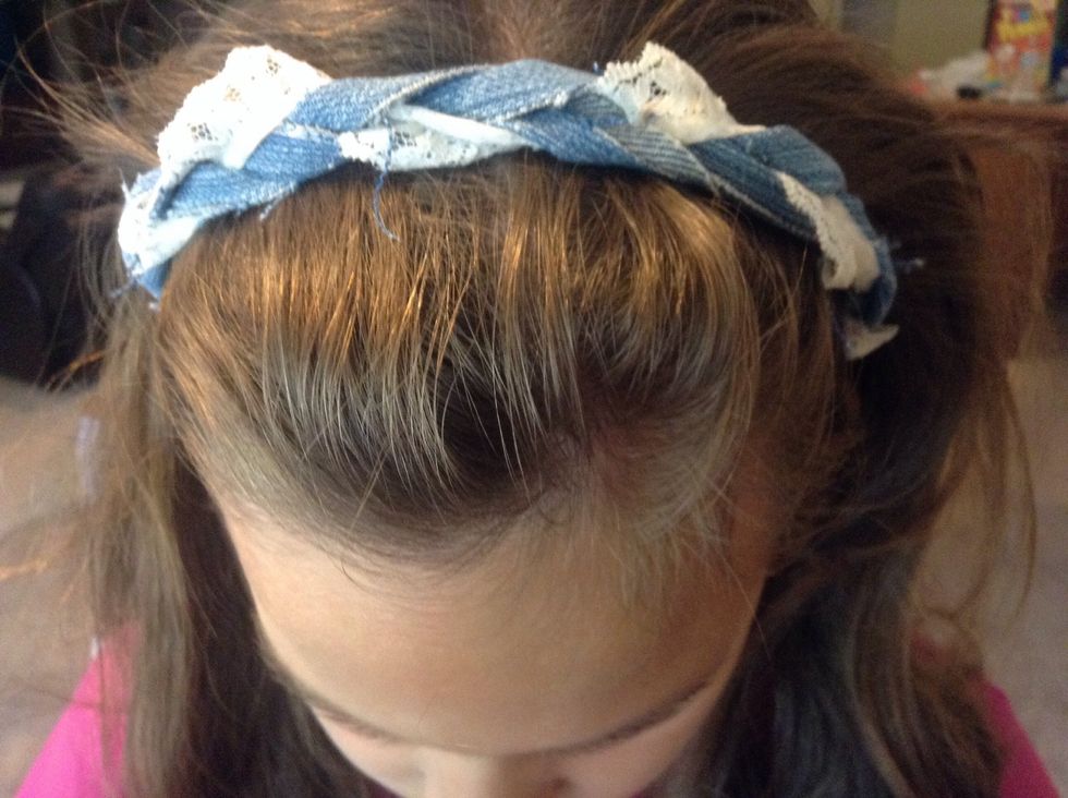 special thanks to my little sister for modeling my headband :p hope you enjoy wearing this new headband! :)