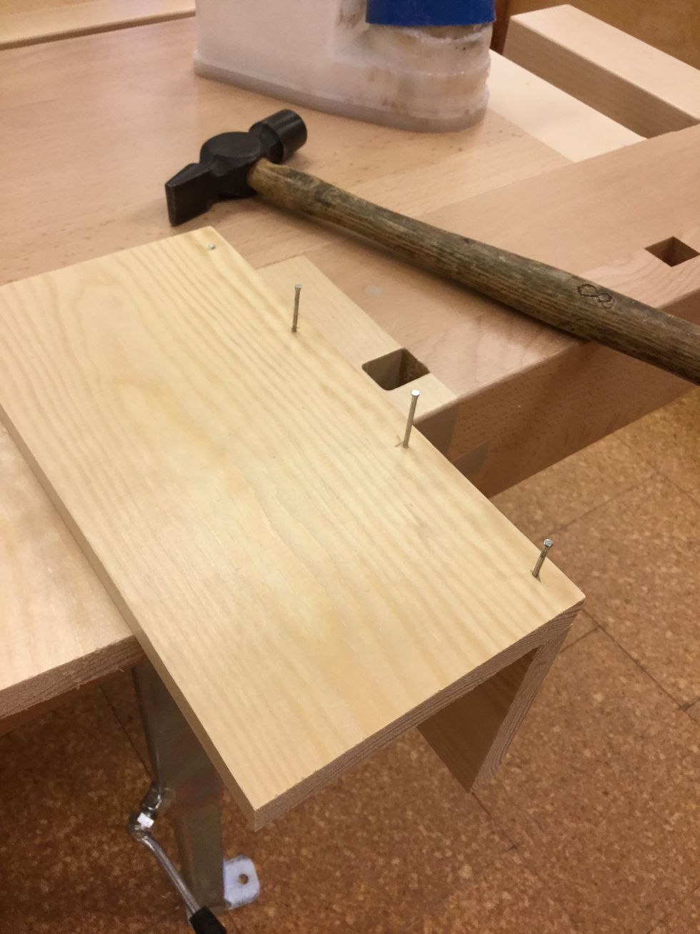 Spika fast 1st spik i tr\u00e4biten!