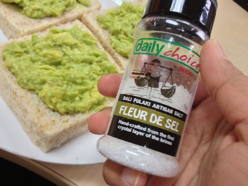 Spinkle some sea salt to one of the bread