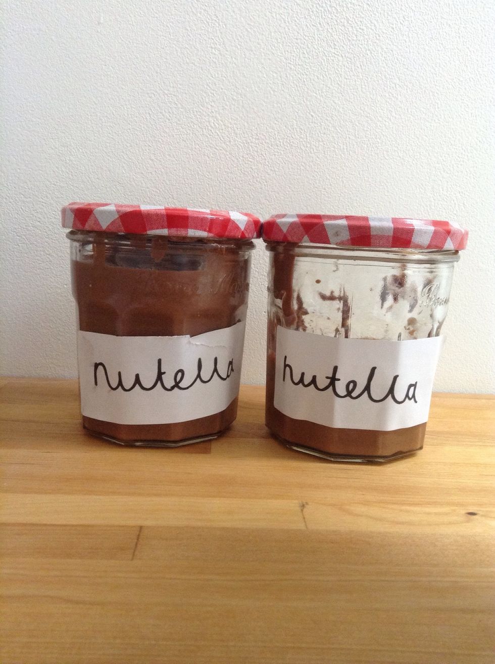 Spoon it in to the jars and you are done :) it should make about 1 and a 1/4 jars worth :)