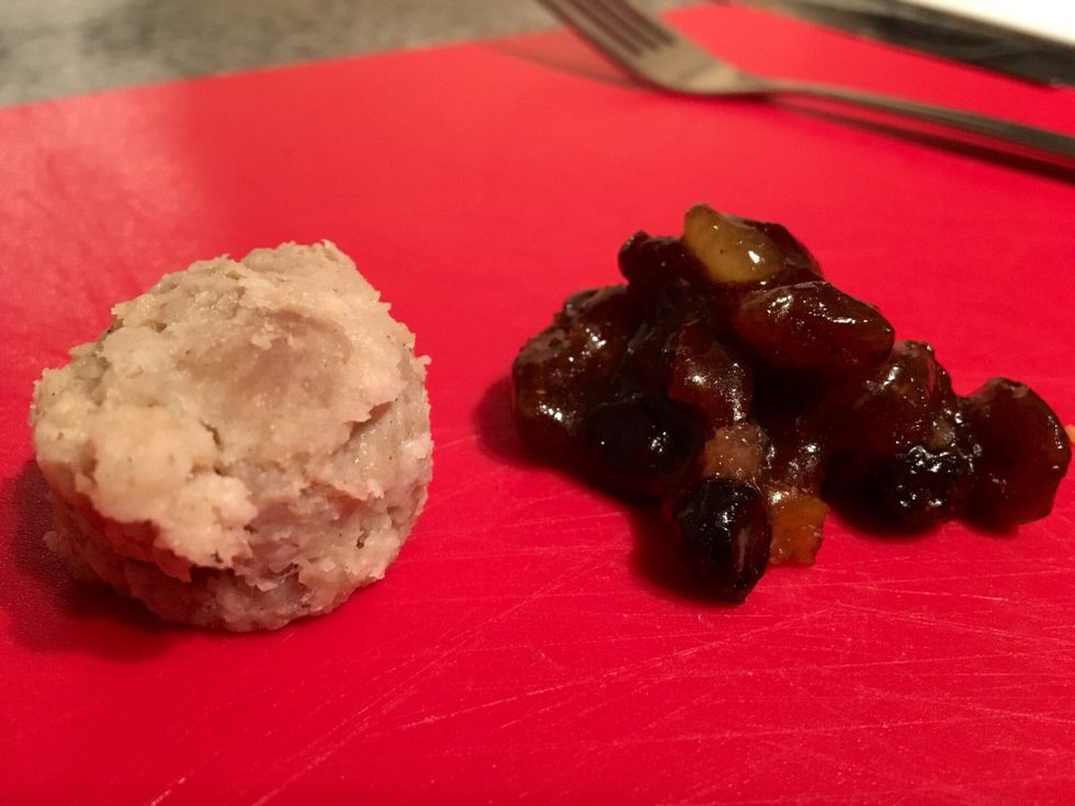 Spoon out an equal amount of mincemeat to your pork pie meat. (Roughly one teaspoon)