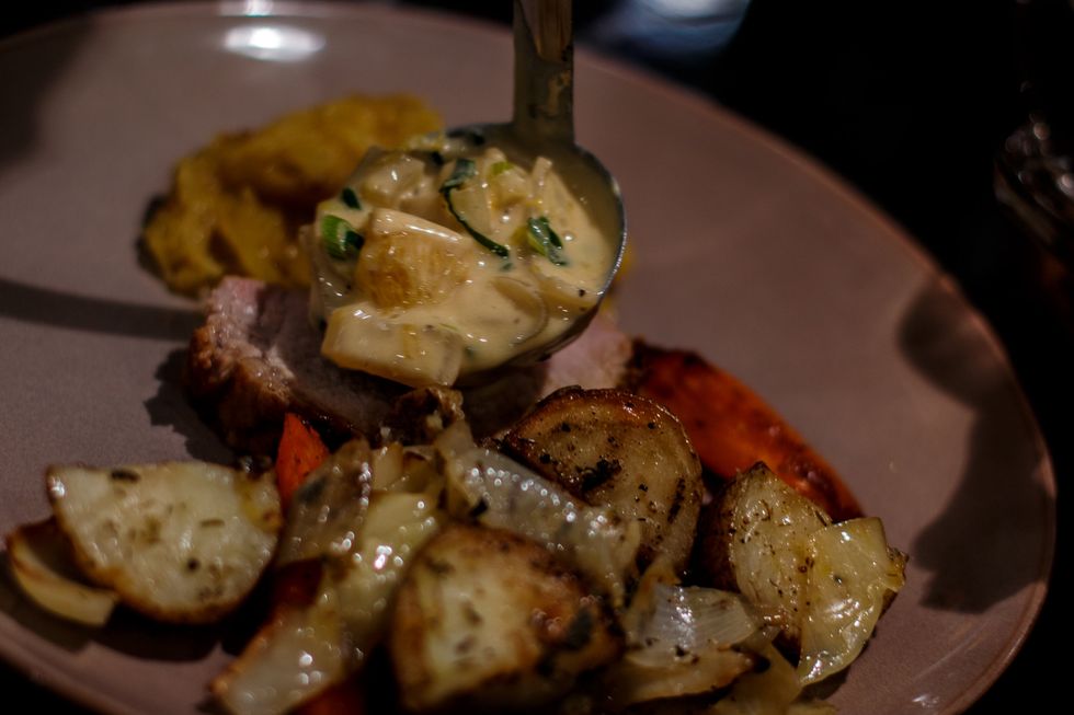 Spoon the sauce over everything!