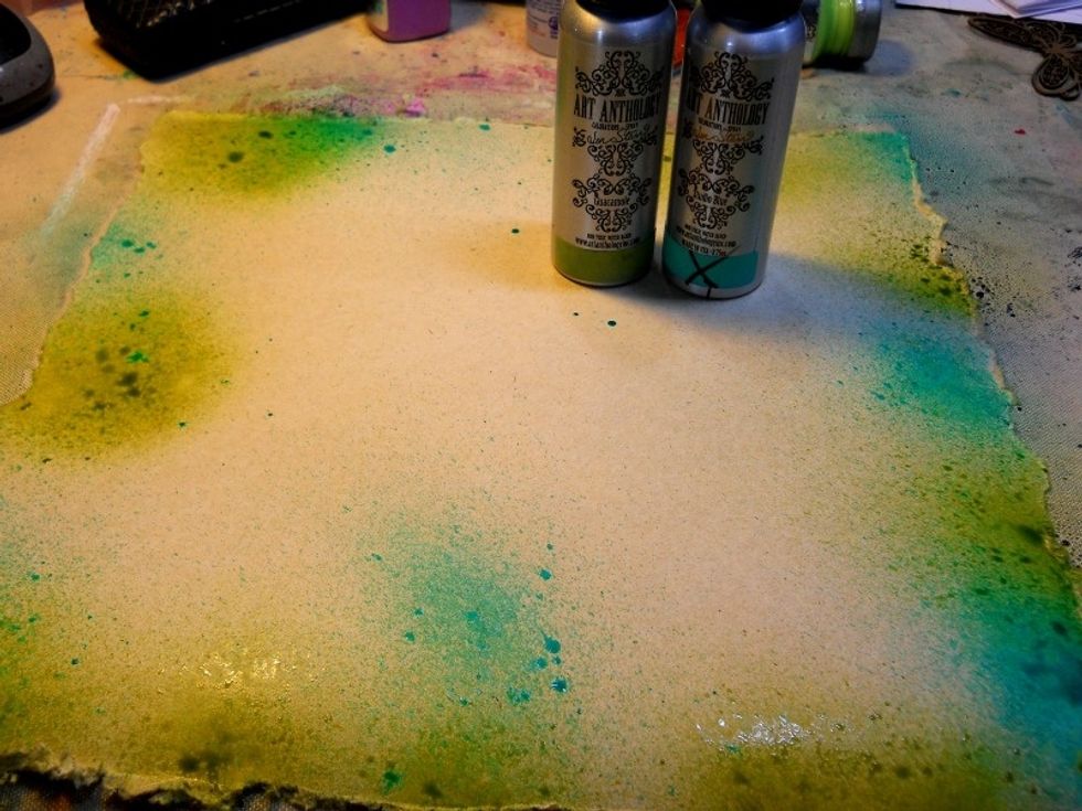 Spray Art anthology Colorations, "Guacamole, and Studio blue, around the edges of the Kraft cardstock.
