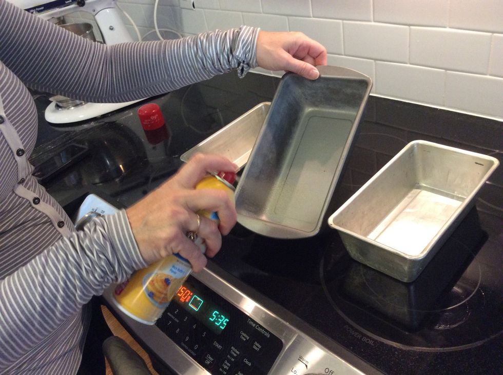 Spray loaf pans with cooking spray (pam).
