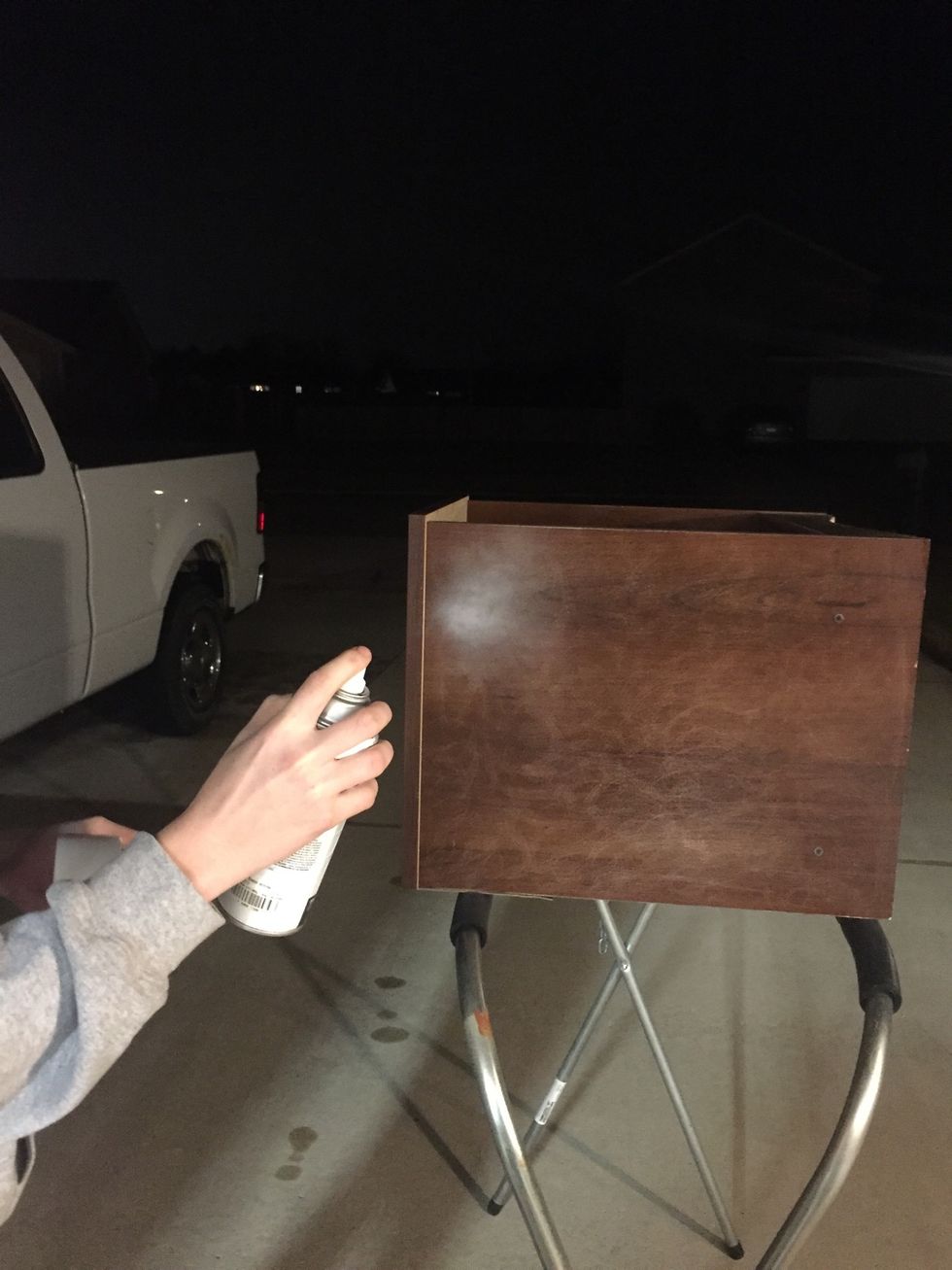Spray paint primer all over table