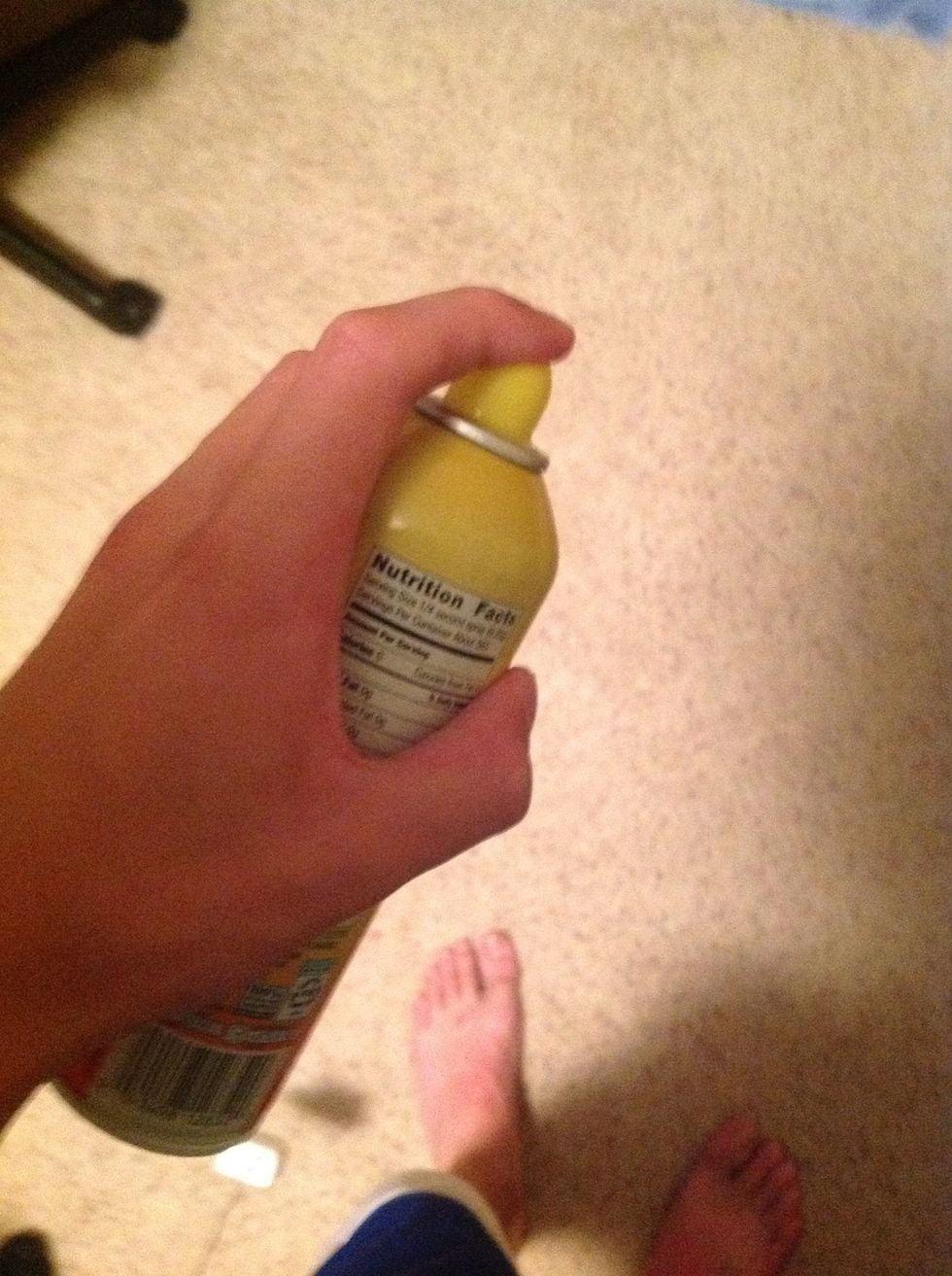 Spray pan thoroughly.