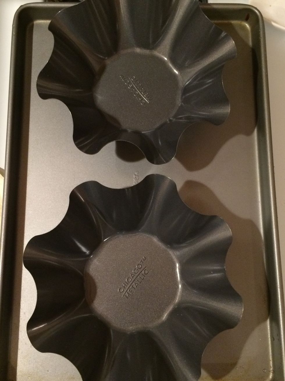 How to make a taco salad shell B+C Guides