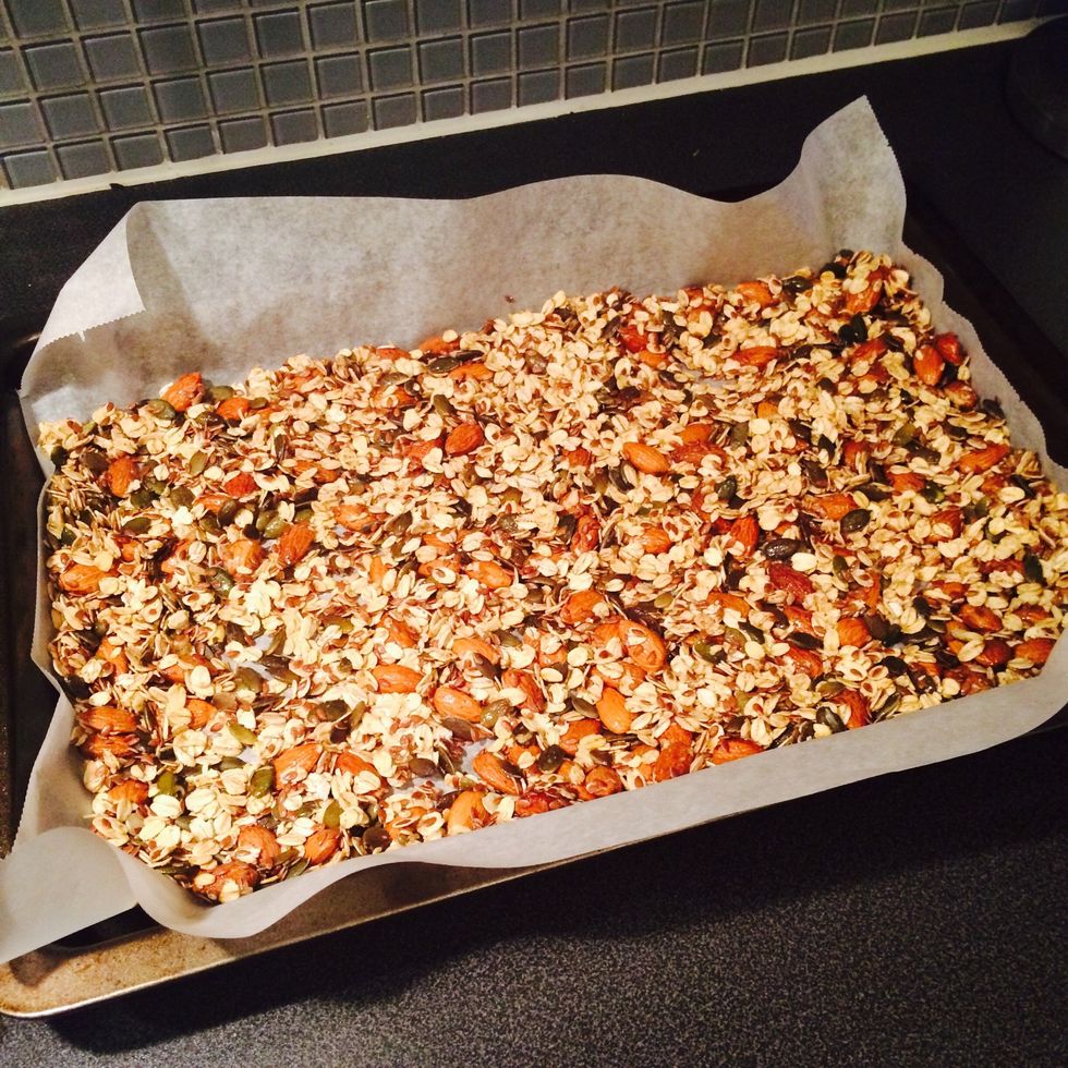 Spread evenly on the baking tray