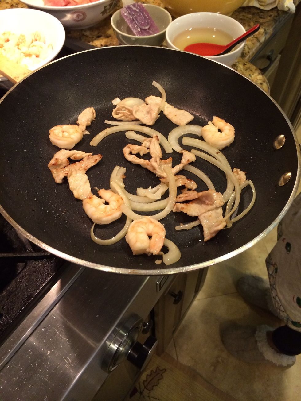 Spread ingredients out evenly in the pan.