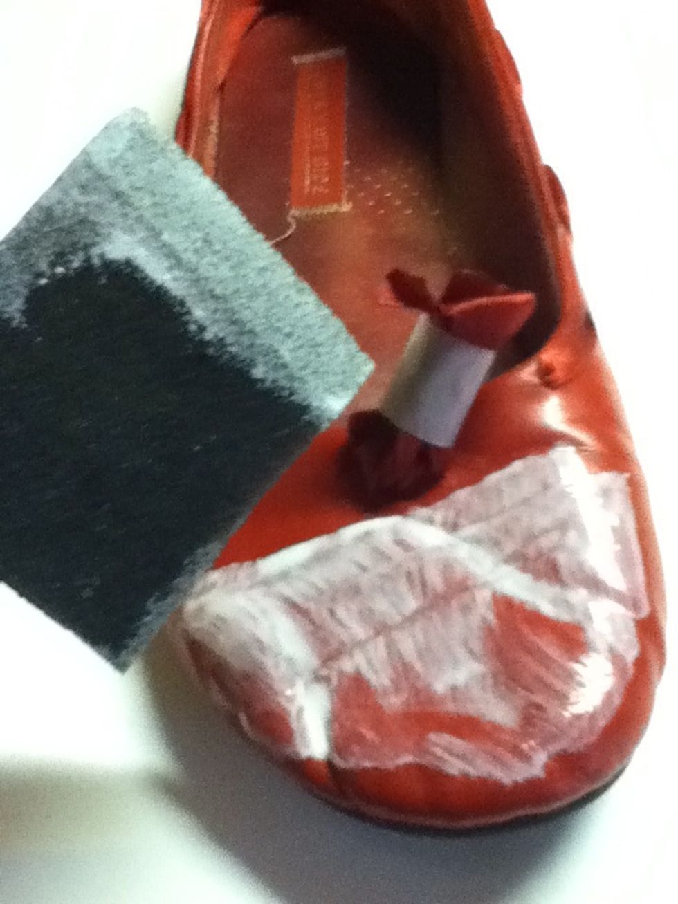 Spread on E-6,000 or Mod Podge