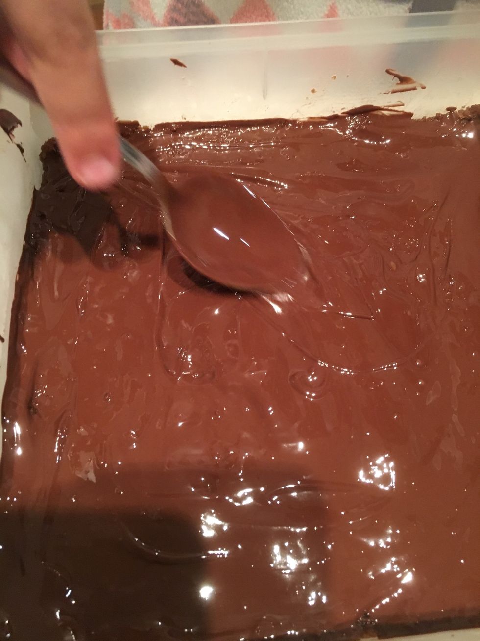 Spread the melted chocolate so it covers the whole thing.